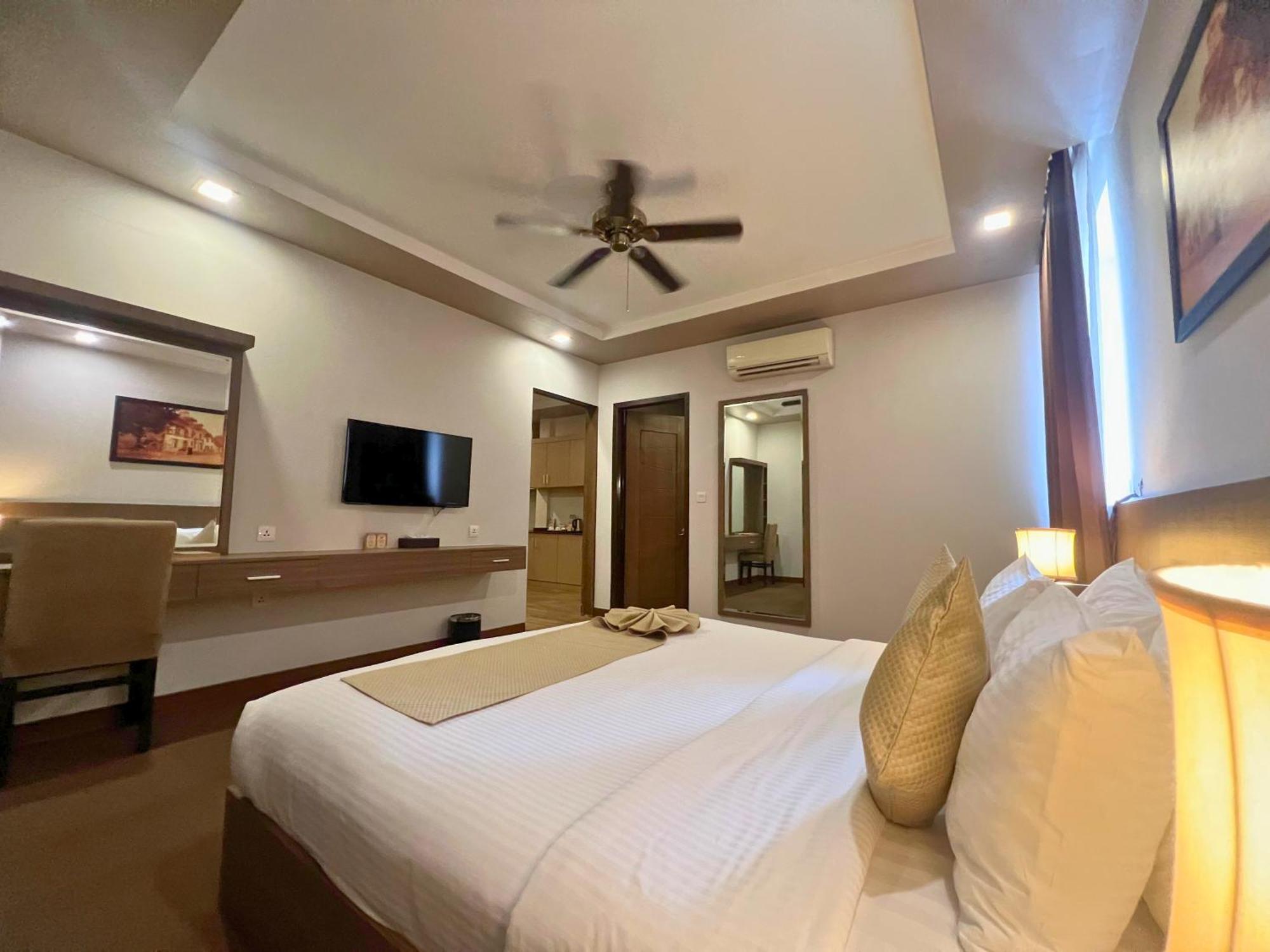 Anik Boutique Hotel & Spa On Norodom Blvd Phnom Penh Exteriör bild