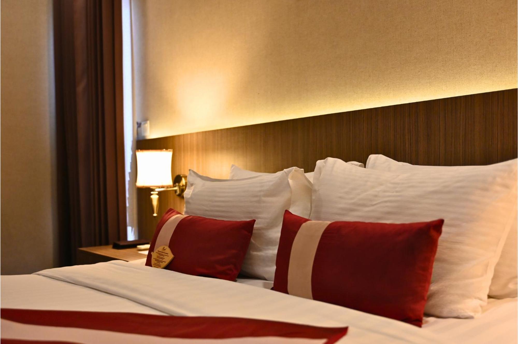 Anik Boutique Hotel & Spa On Norodom Blvd Phnom Penh Exteriör bild